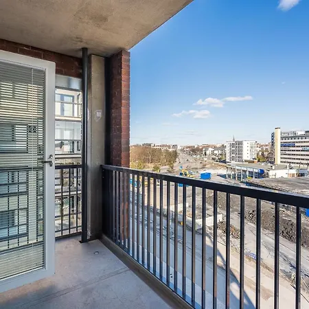 Hiisi Homes Fatabuurinkatu 아파트