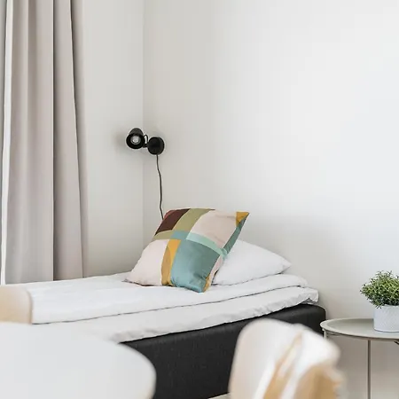 Hiisi Homes Fatabuurinkatu 아파트 *