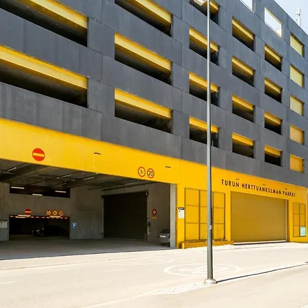 아파트 Hiisi Homes Fatabuurinkatu *